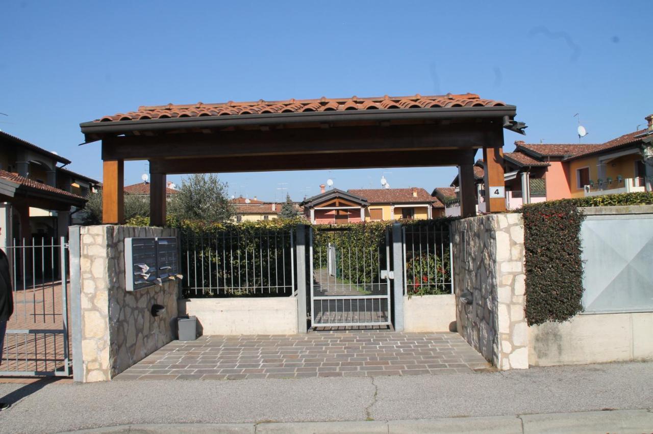 Casa Vacanze Da Riki Appartamento 1 Peschiera del Garda Exteriör bild